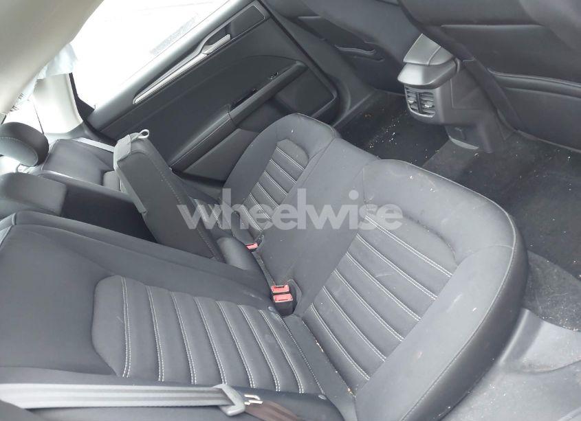 Photo 8 of 2013 Ford Fusion SE (VIN 3FA6P0H79DR213452)