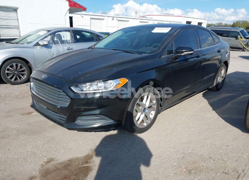 Photo 2 of 2013 Ford Fusion SE (VIN 3FA6P0H79DR230283)