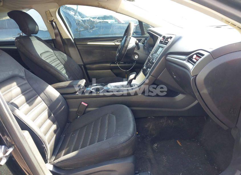 Photo 5 of 2013 Ford Fusion SE (VIN 3FA6P0H79DR230283)