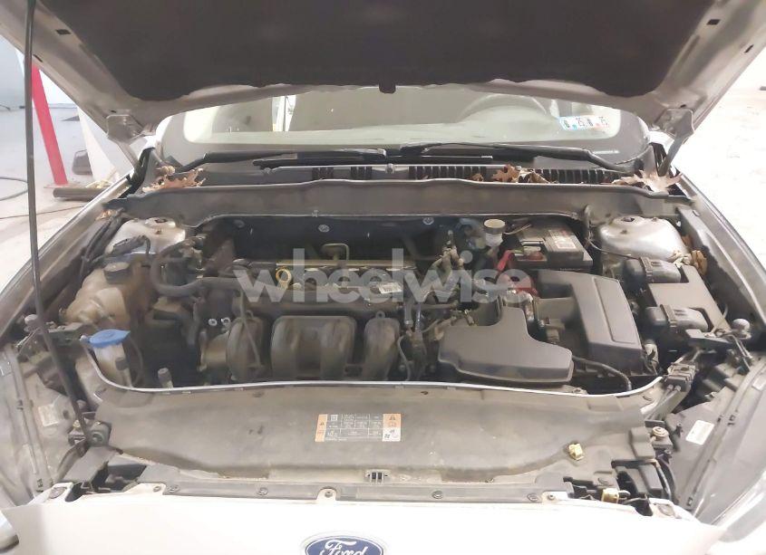 Photo 10 of 2013 Ford Fusion SE (VIN 3FA6P0H79DR252154)