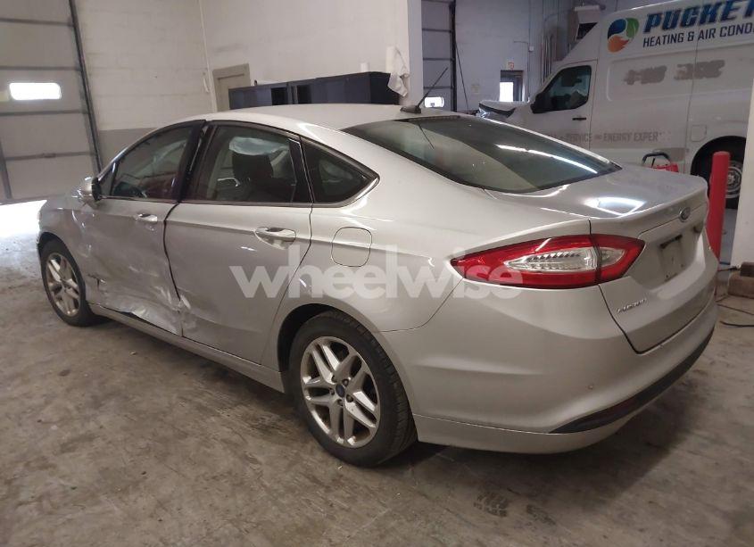 Photo 3 of 2013 Ford Fusion SE (VIN 3FA6P0H79DR252154)
