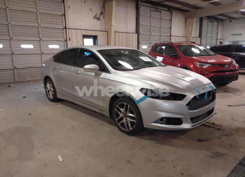 2013 Ford Fusion SE (VIN 3FA6P0H79DR348074) main photo