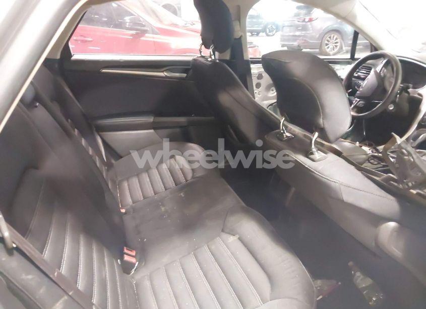 Photo 8 of 2013 Ford Fusion SE (VIN 3FA6P0H79DR348074)