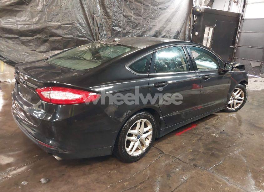 Photo 4 of 2014 Ford Fusion SE (VIN 3FA6P0H79ER112610)