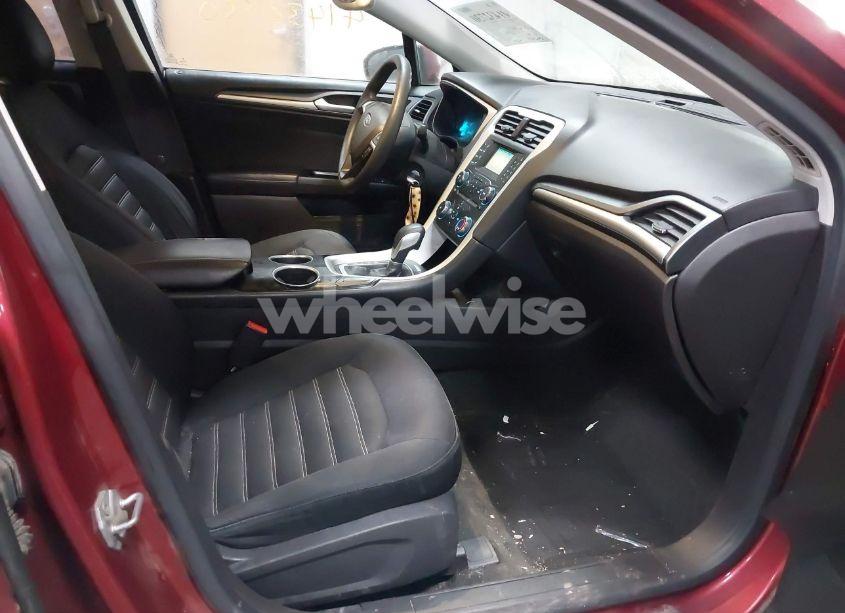 Photo 5 of 2014 Ford Fusion SE (VIN 3FA6P0H79ER123056)