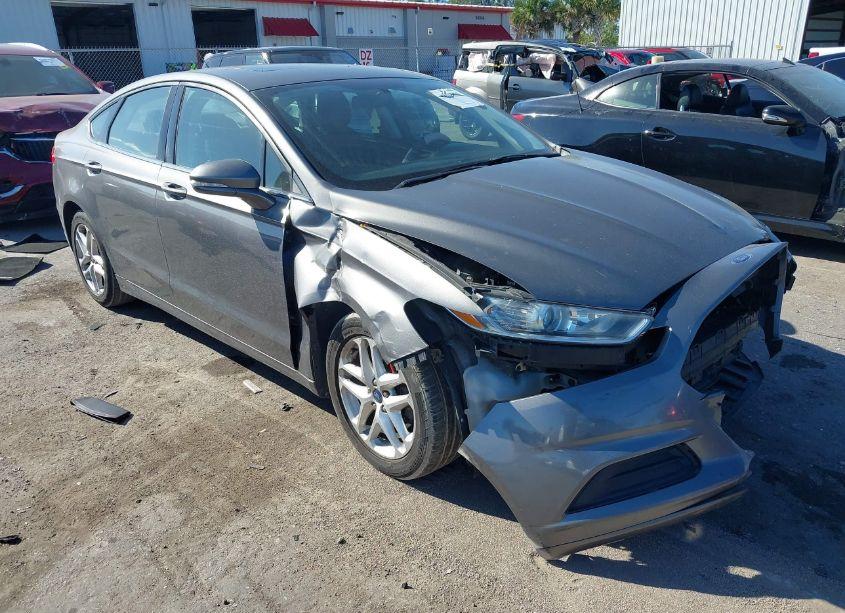 2014 Ford Fusion SE (VIN 3FA6P0H79ER123350) main photo