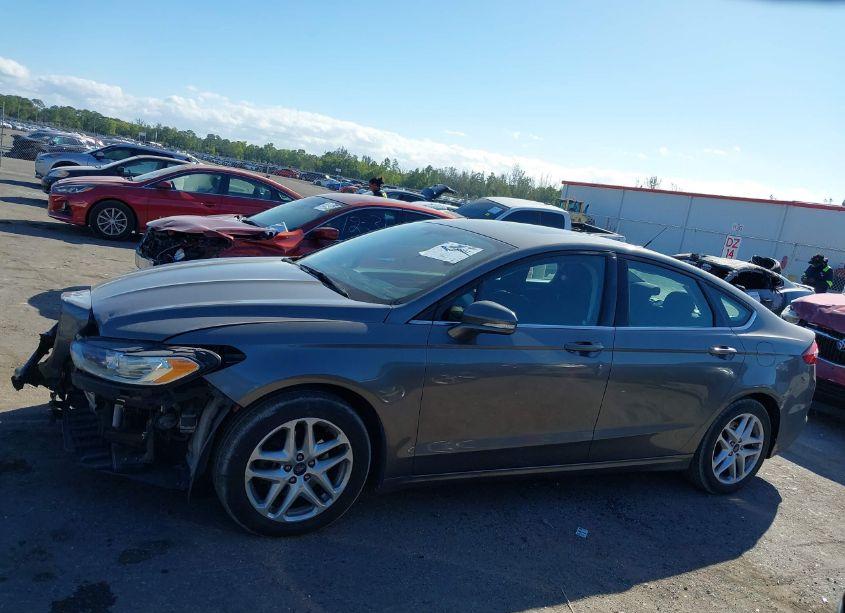 Photo 14 of 2014 Ford Fusion SE (VIN 3FA6P0H79ER123350)