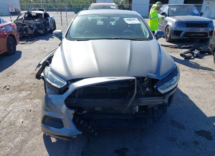 Photo 6 of 2014 Ford Fusion SE (VIN 3FA6P0H79ER123350)