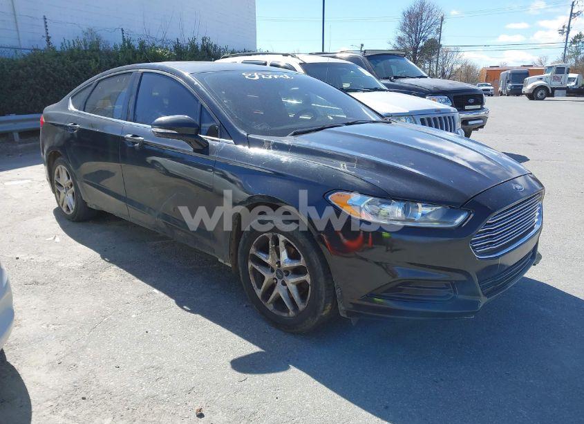 2014 Ford Fusion SE (VIN 3FA6P0H79ER125390) main photo