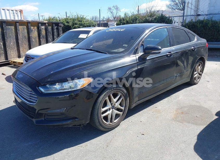 Photo 2 of 2014 Ford Fusion SE (VIN 3FA6P0H79ER125390)