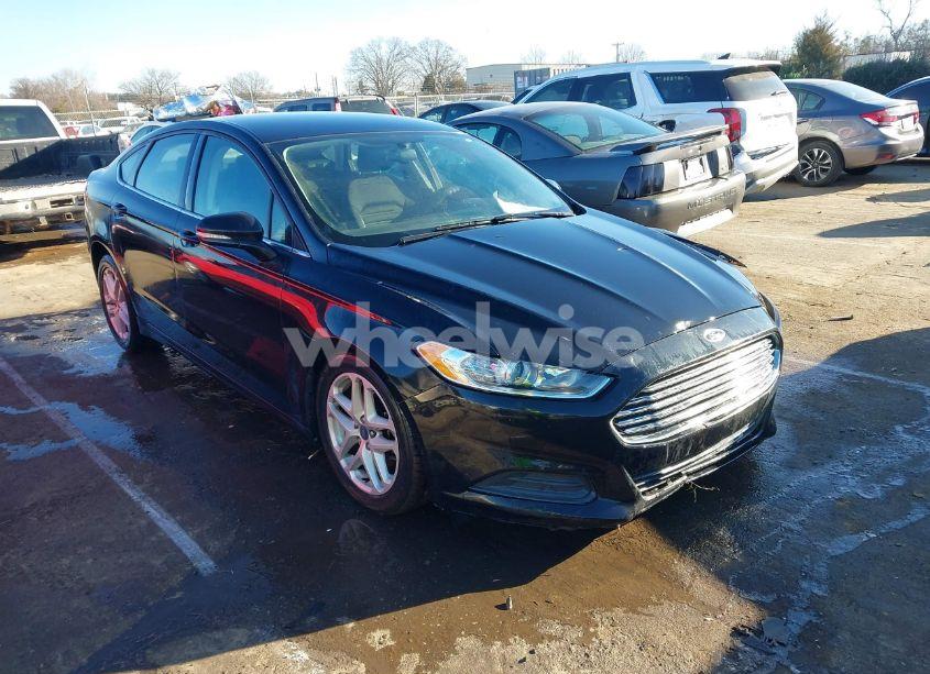2014 Ford Fusion SE (VIN 3FA6P0H79ER133330) main photo