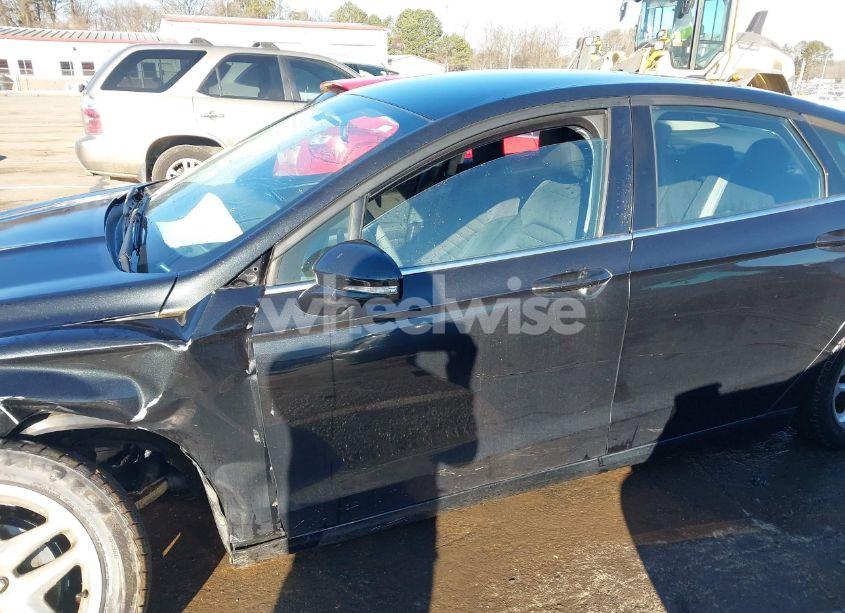 Photo 17 of 2014 Ford Fusion SE (VIN 3FA6P0H79ER133330)