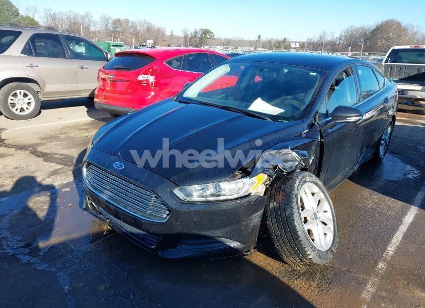 Photo 2 of 2014 Ford Fusion SE (VIN 3FA6P0H79ER133330)