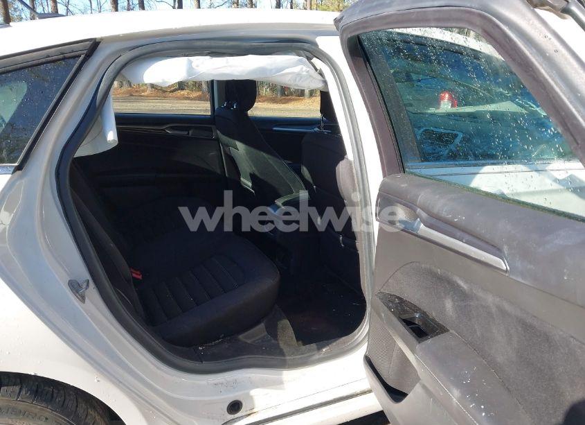 Photo 8 of 2014 Ford Fusion SE (VIN 3FA6P0H79ER137636)