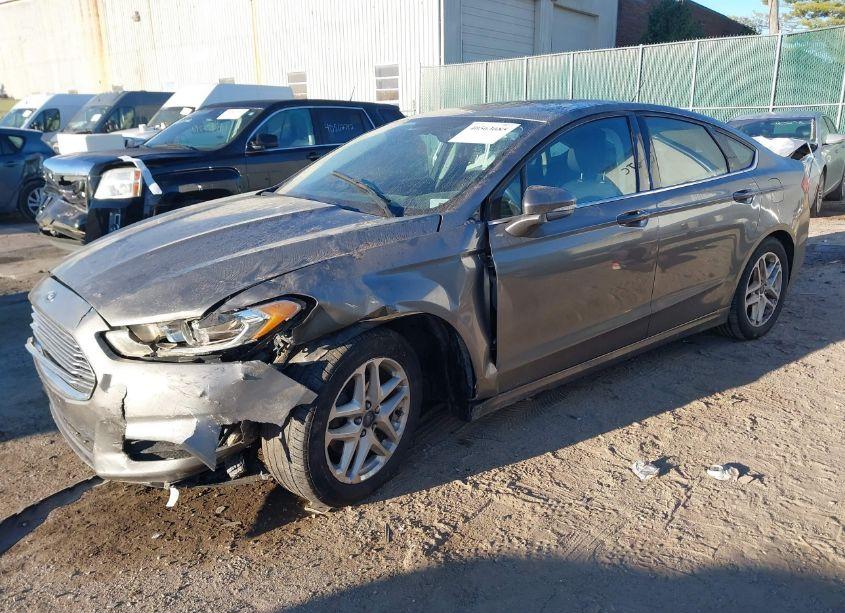 Photo 2 of 2014 Ford Fusion SE (VIN 3FA6P0H79ER159894)