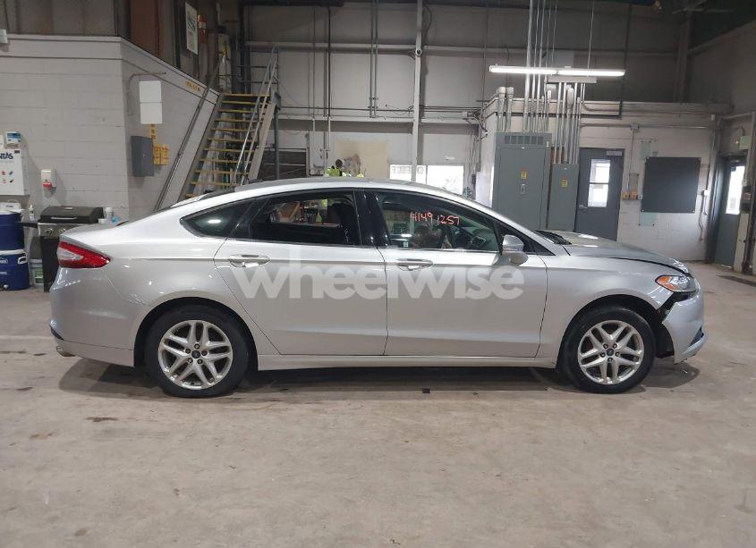 Photo 14 of 2014 Ford Fusion SE (VIN 3FA6P0H79ER196296)