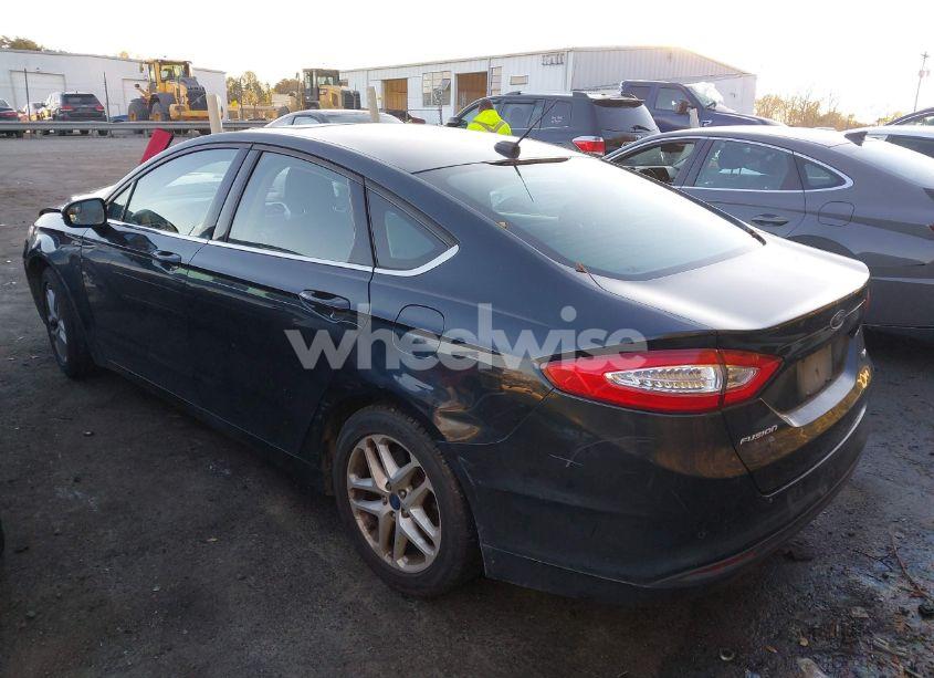 Photo 3 of 2014 Ford Fusion SE (VIN 3FA6P0H79ER198453)