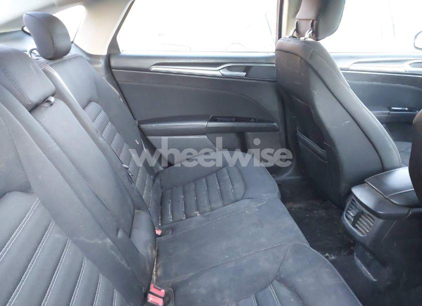 Photo 8 of 2014 Ford Fusion SE (VIN 3FA6P0H79ER198453)