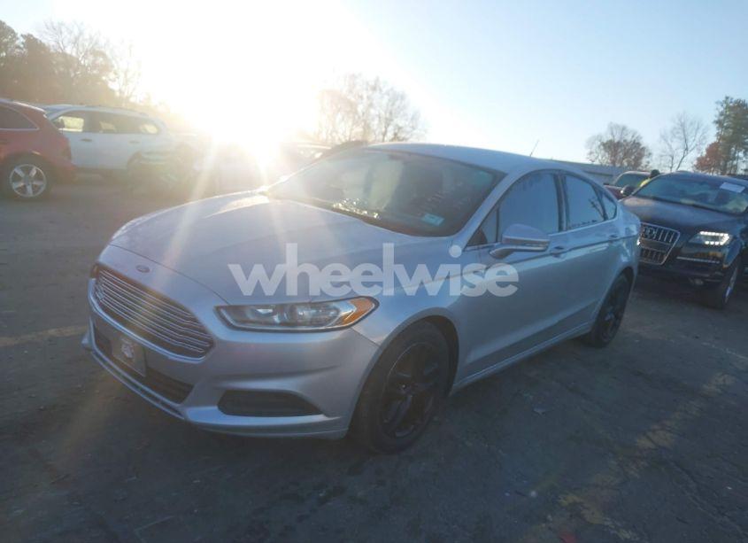 Photo 2 of 2014 Ford Fusion SE (VIN 3FA6P0H79ER271465)