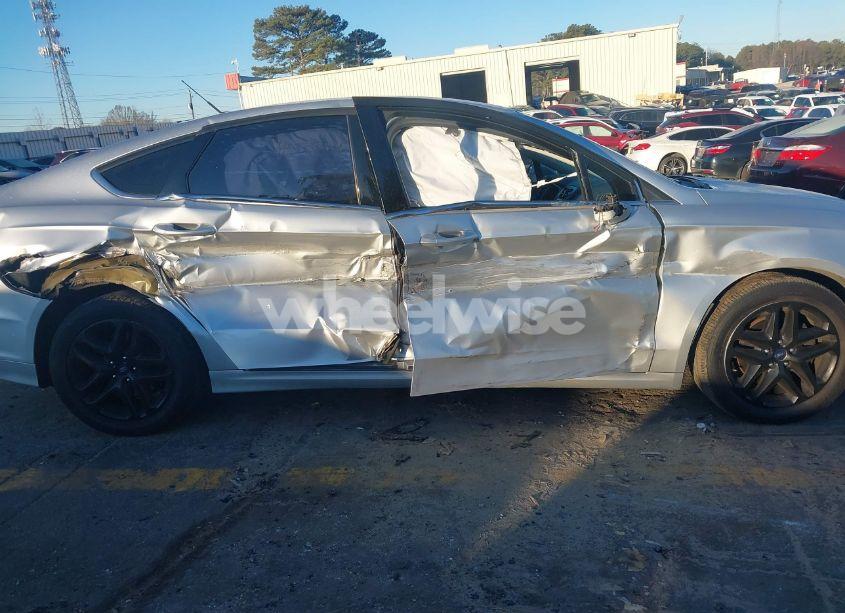 Photo 6 of 2014 Ford Fusion SE (VIN 3FA6P0H79ER271465)