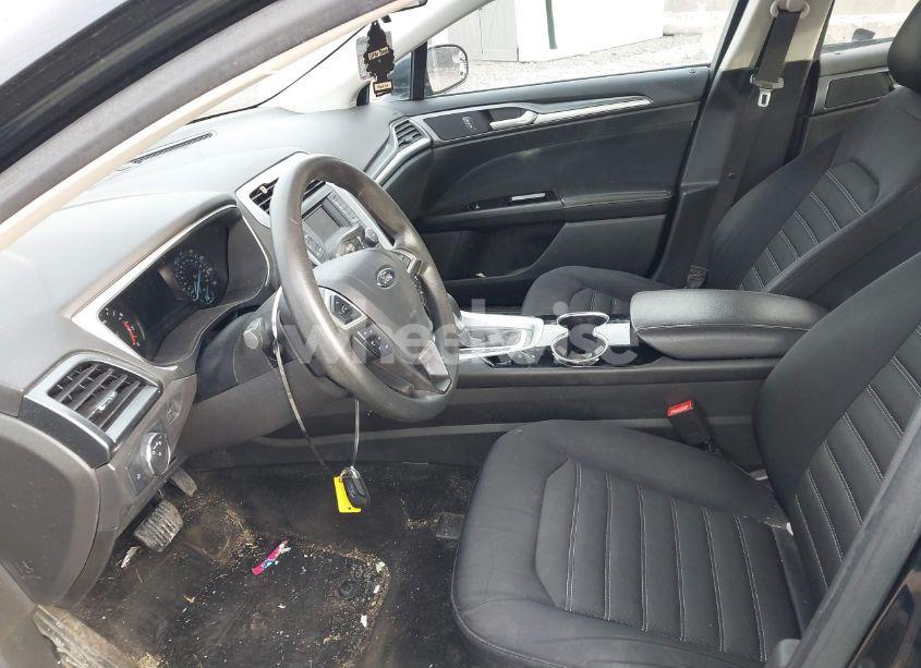 Photo 5 of 2014 Ford Fusion SE (VIN 3FA6P0H79ER296138)