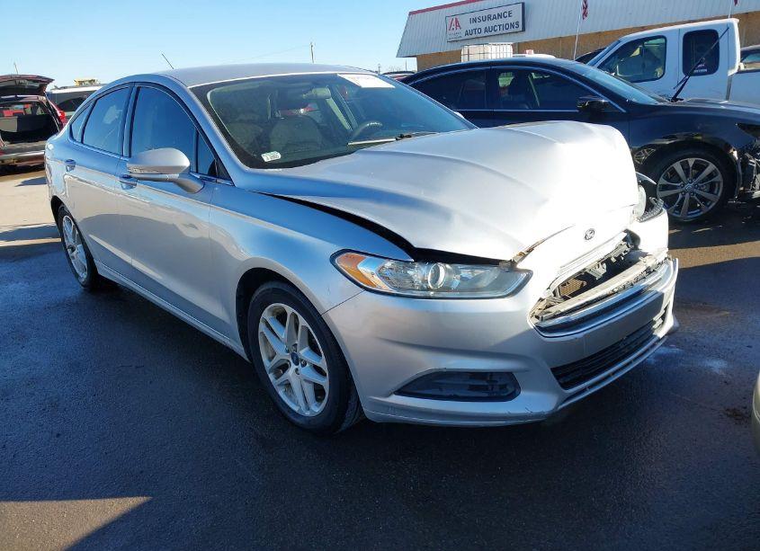 2014 Ford Fusion SE (VIN 3FA6P0H79ER323161) main photo
