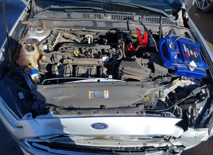 Photo 10 of 2014 Ford Fusion SE (VIN 3FA6P0H79ER323161)