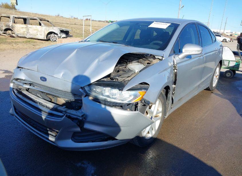 Photo 2 of 2014 Ford Fusion SE (VIN 3FA6P0H79ER323161)