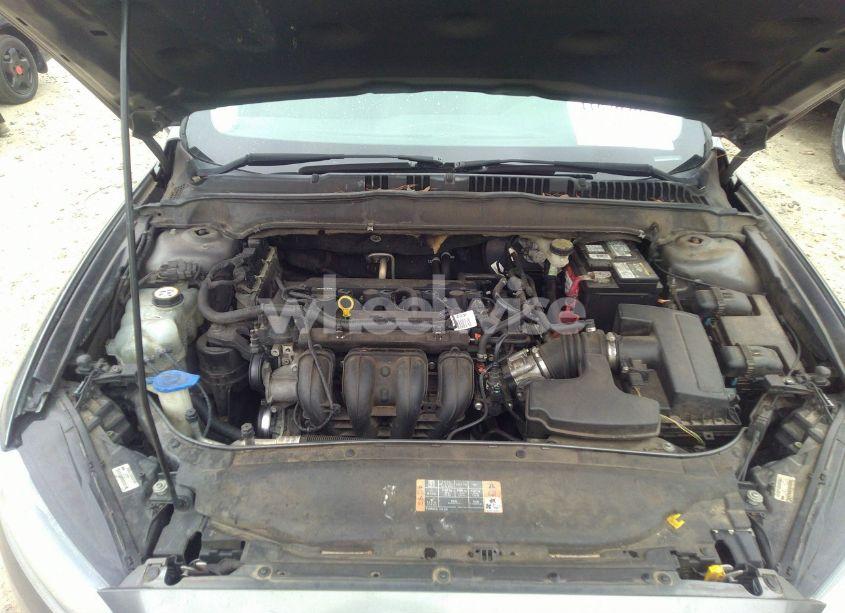 Photo 10 of 2014 Ford Fusion SE (VIN 3FA6P0H79ER326769)