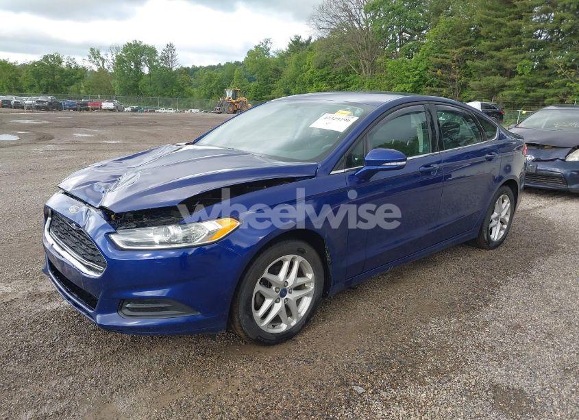 Photo 2 of 2014 Ford Fusion SE (VIN 3FA6P0H79ER352045)