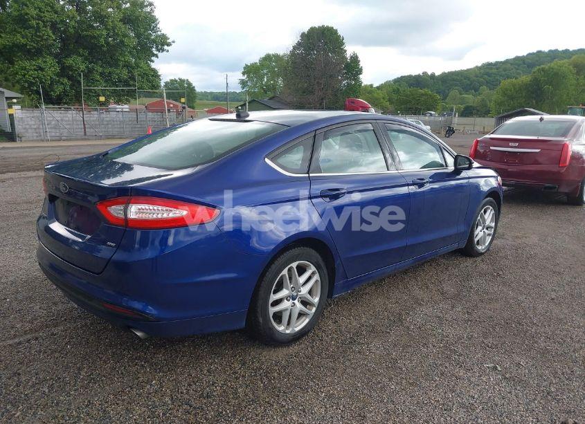 Photo 4 of 2014 Ford Fusion SE (VIN 3FA6P0H79ER352045)