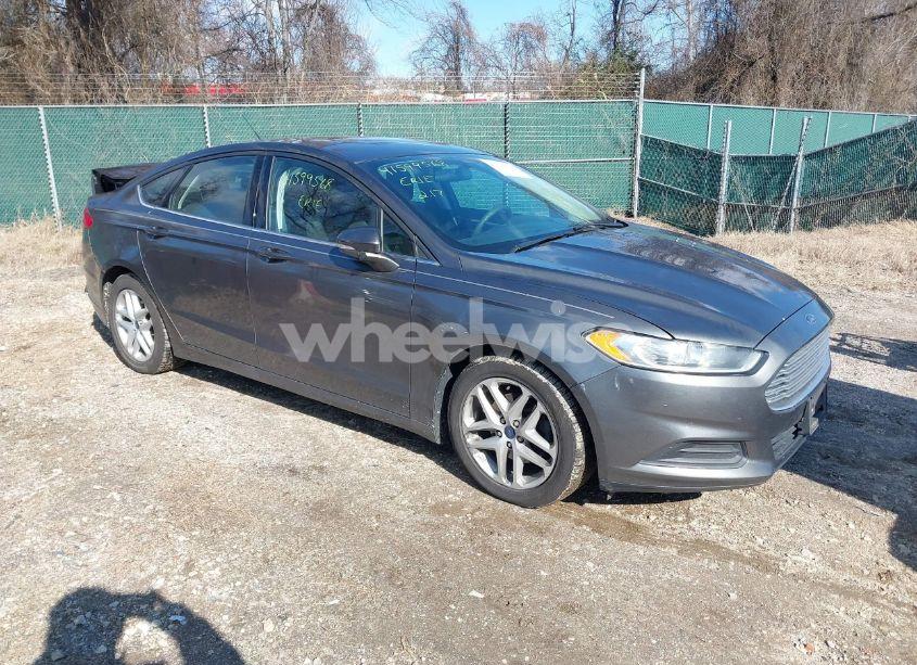 2015 Ford Fusion SE (VIN 3FA6P0H79FR117677) main photo
