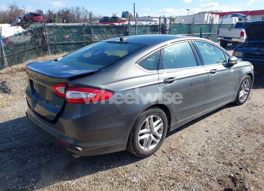Photo 4 of 2015 Ford Fusion SE (VIN 3FA6P0H79FR117677)
