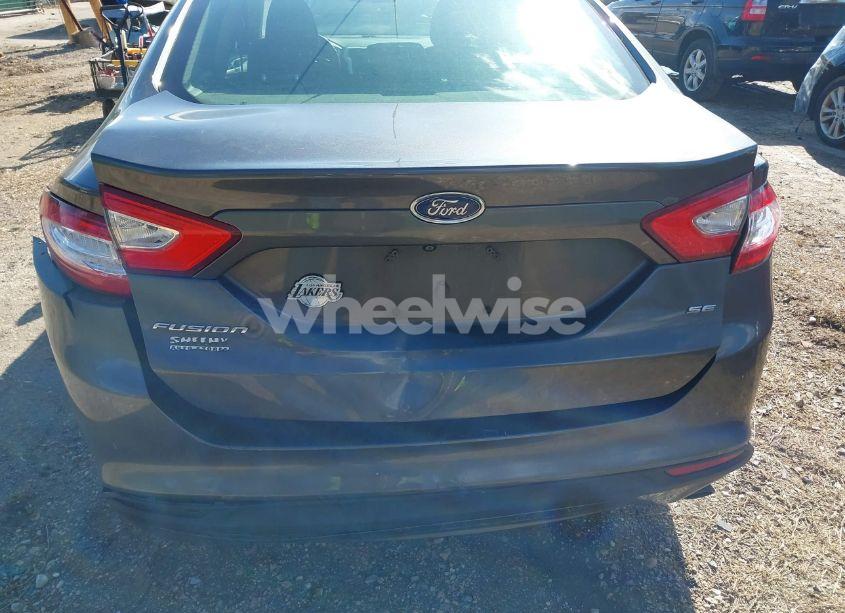 Photo 6 of 2015 Ford Fusion SE (VIN 3FA6P0H79FR117677)