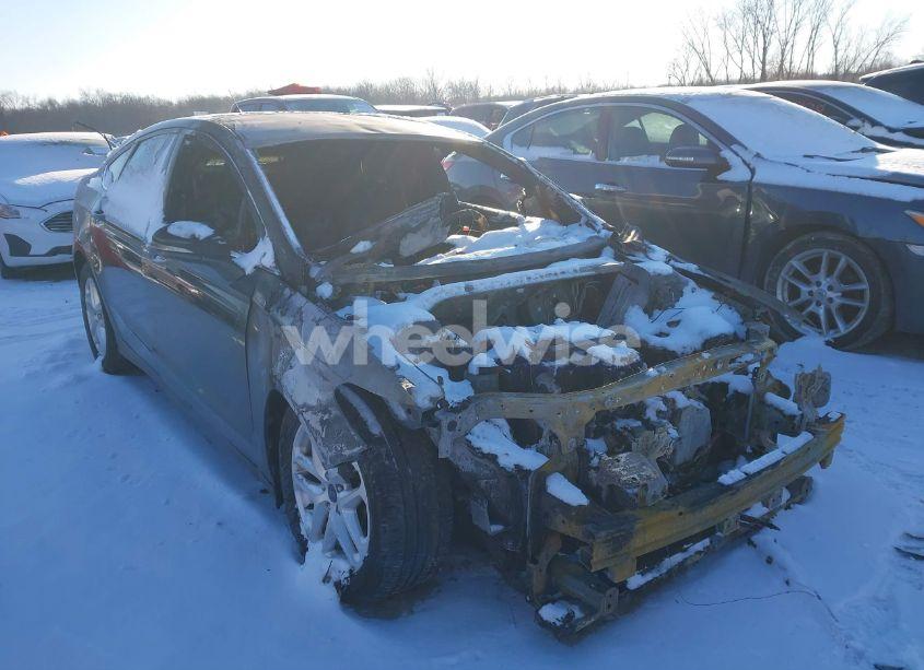 2015 Ford Fusion SE (VIN 3FA6P0H79FR126475) main photo