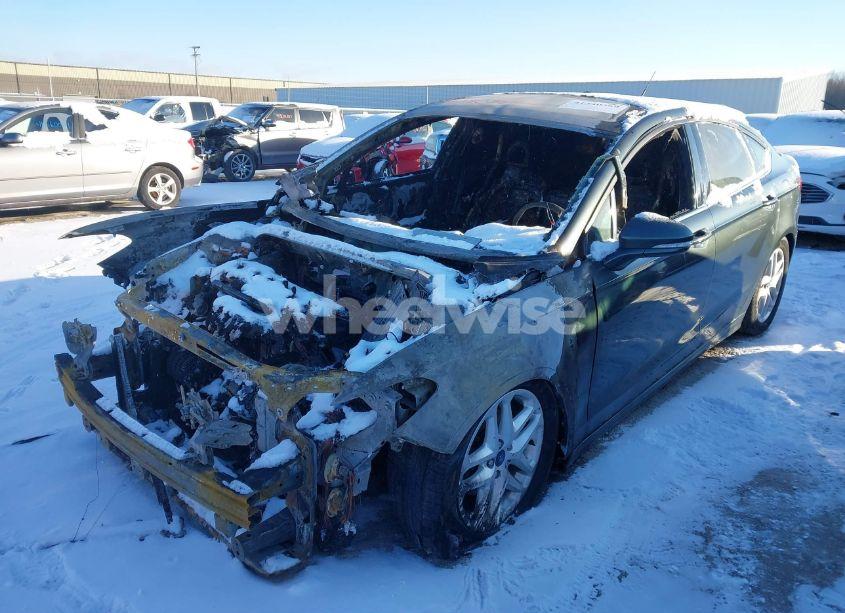 Photo 2 of 2015 Ford Fusion SE (VIN 3FA6P0H79FR126475)