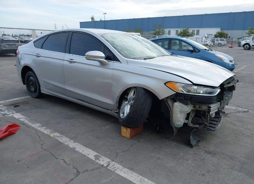 2015 Ford Fusion SE (VIN 3FA6P0H79FR129506) main photo