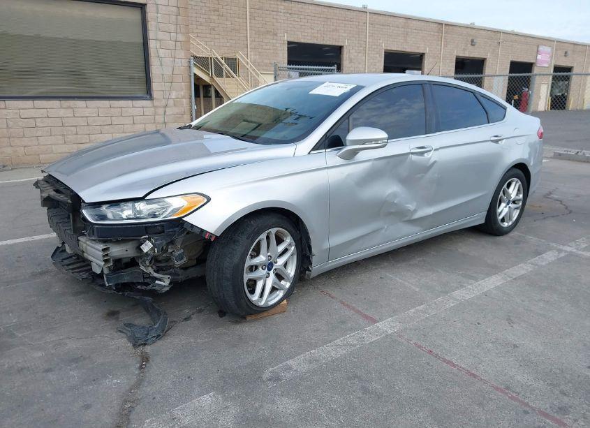 Photo 2 of 2015 Ford Fusion SE (VIN 3FA6P0H79FR129506)