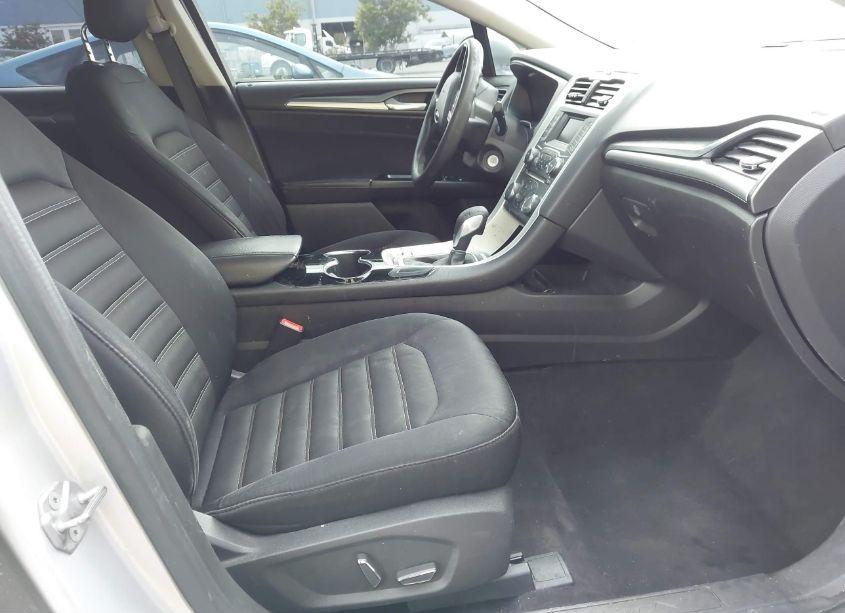 Photo 5 of 2015 Ford Fusion SE (VIN 3FA6P0H79FR129506)