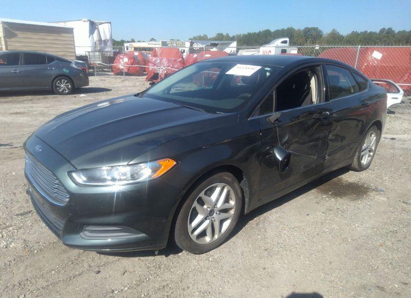 Photo 2 of 2015 Ford Fusion SE (VIN 3FA6P0H79FR130896)