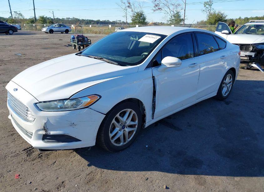 Photo 2 of 2015 Ford Fusion SE (VIN 3FA6P0H79FR131420)