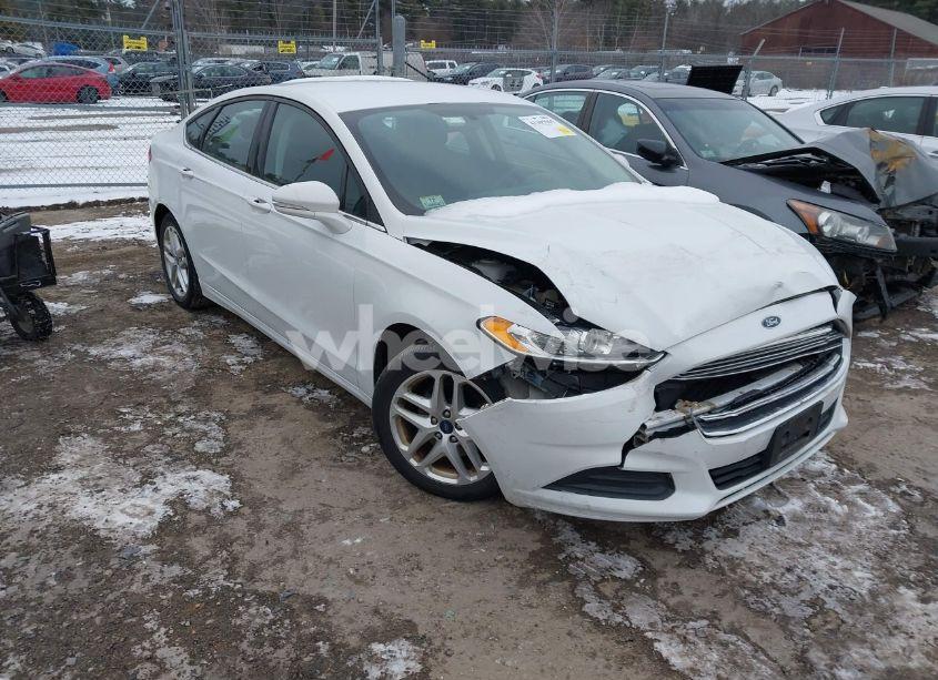 2015 Ford Fusion SE (VIN 3FA6P0H79FR148590) main photo