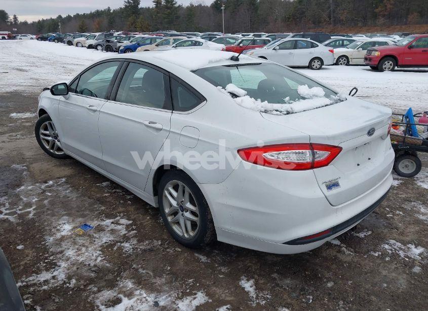 Photo 3 of 2015 Ford Fusion SE (VIN 3FA6P0H79FR148590)
