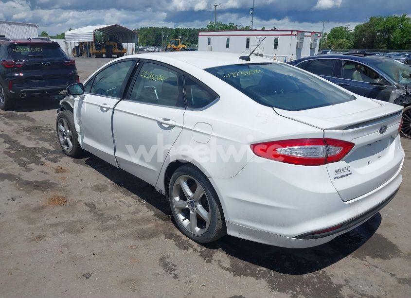 Photo 3 of 2015 Ford Fusion SE (VIN 3FA6P0H79FR166555)
