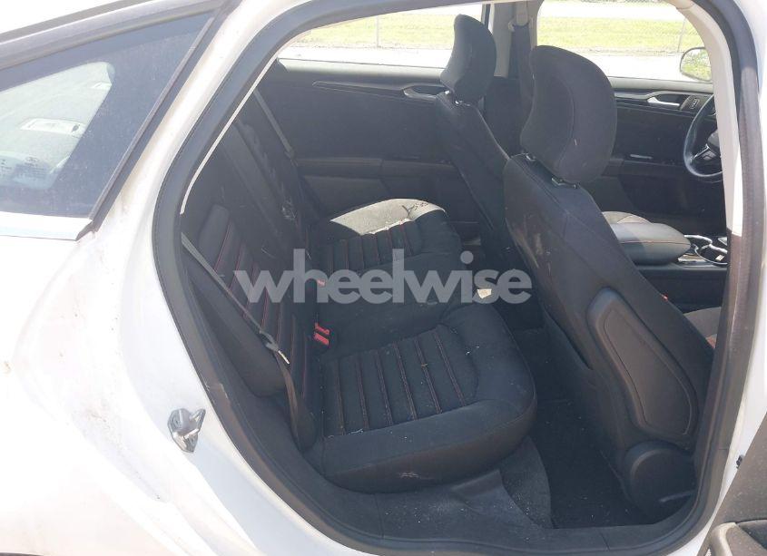 Photo 8 of 2015 Ford Fusion SE (VIN 3FA6P0H79FR166555)