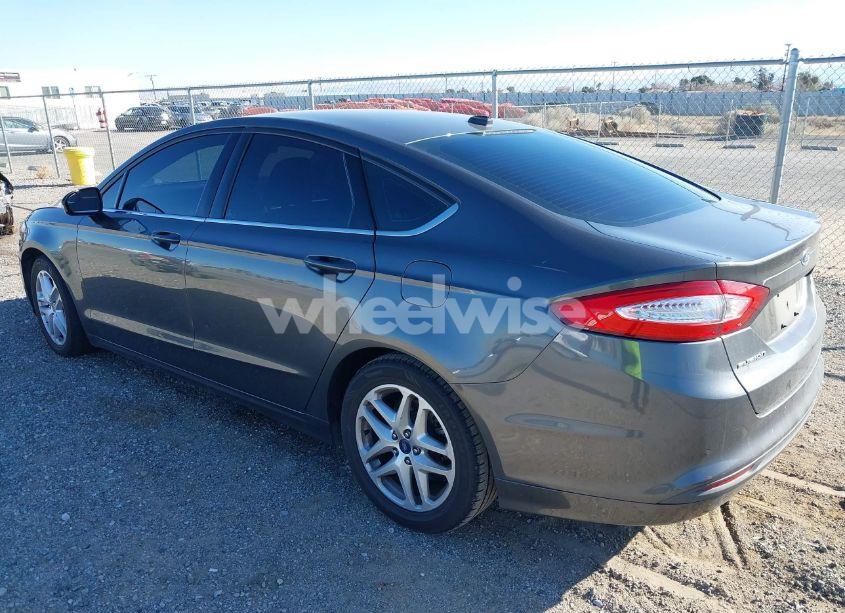 Photo 3 of 2015 Ford Fusion SE (VIN 3FA6P0H79FR172761)