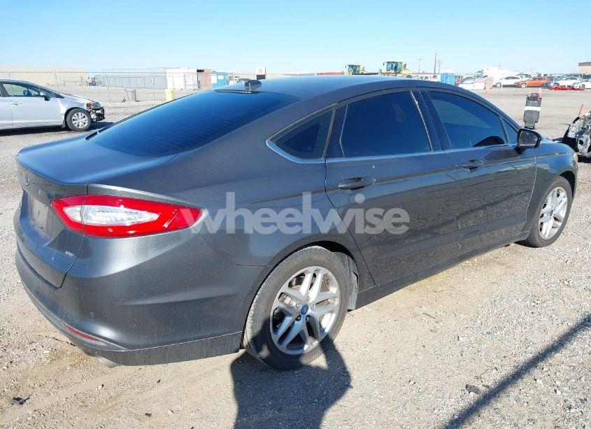 Photo 4 of 2015 Ford Fusion SE (VIN 3FA6P0H79FR172761)