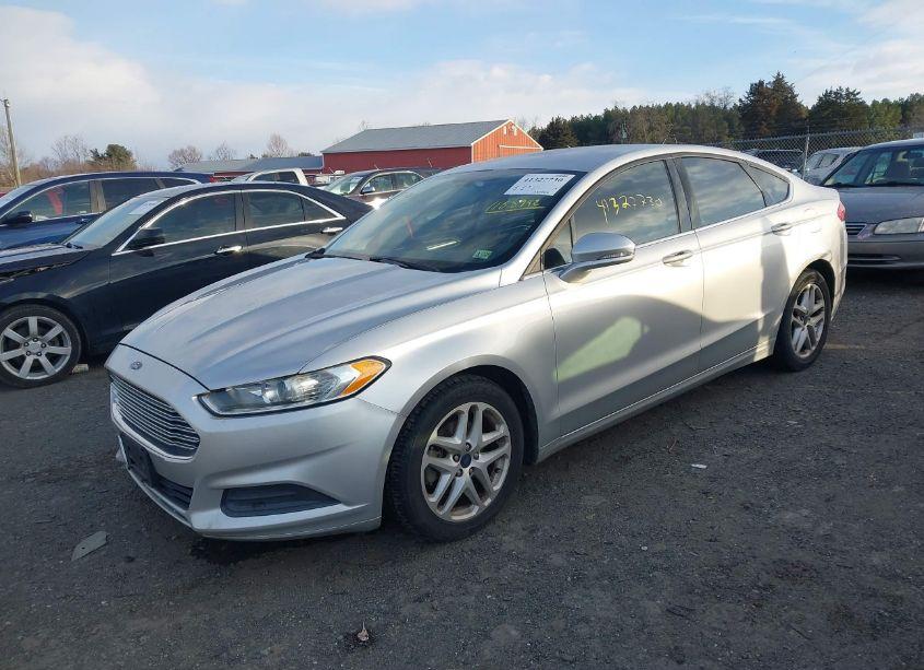Photo 2 of 2015 Ford Fusion SE (VIN 3FA6P0H79FR188992)