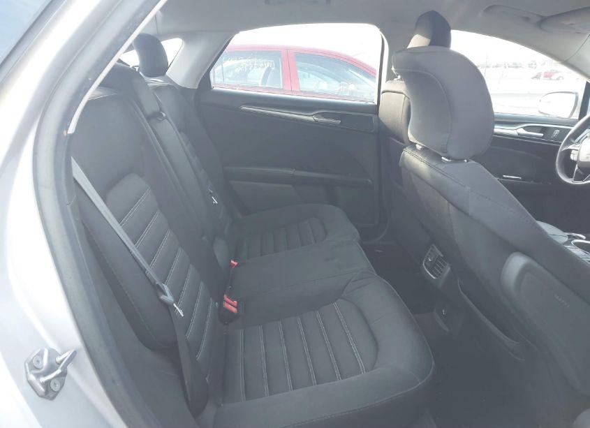 Photo 8 of 2015 Ford Fusion SE (VIN 3FA6P0H79FR188992)