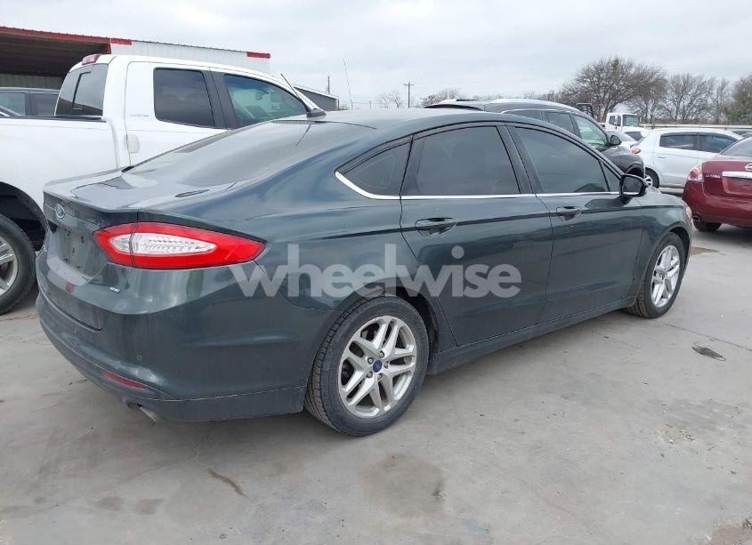 Photo 4 of 2015 Ford Fusion SE (VIN 3FA6P0H79FR199555)